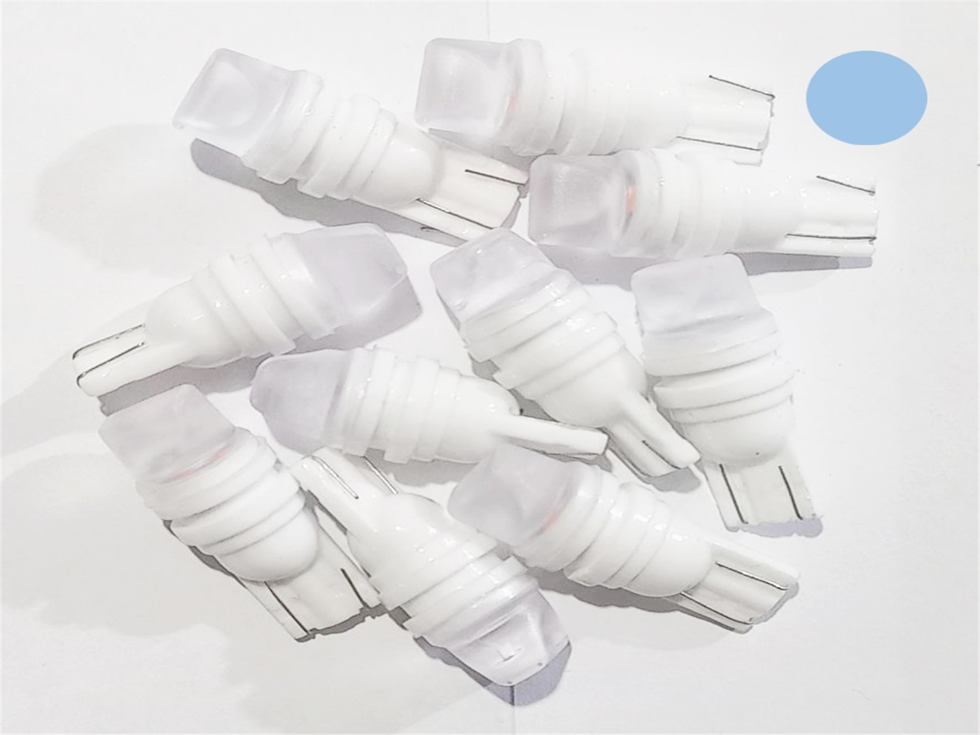 FOCO LED LAGRIMA CIELO ESTROBO LOZA (AC-H382)