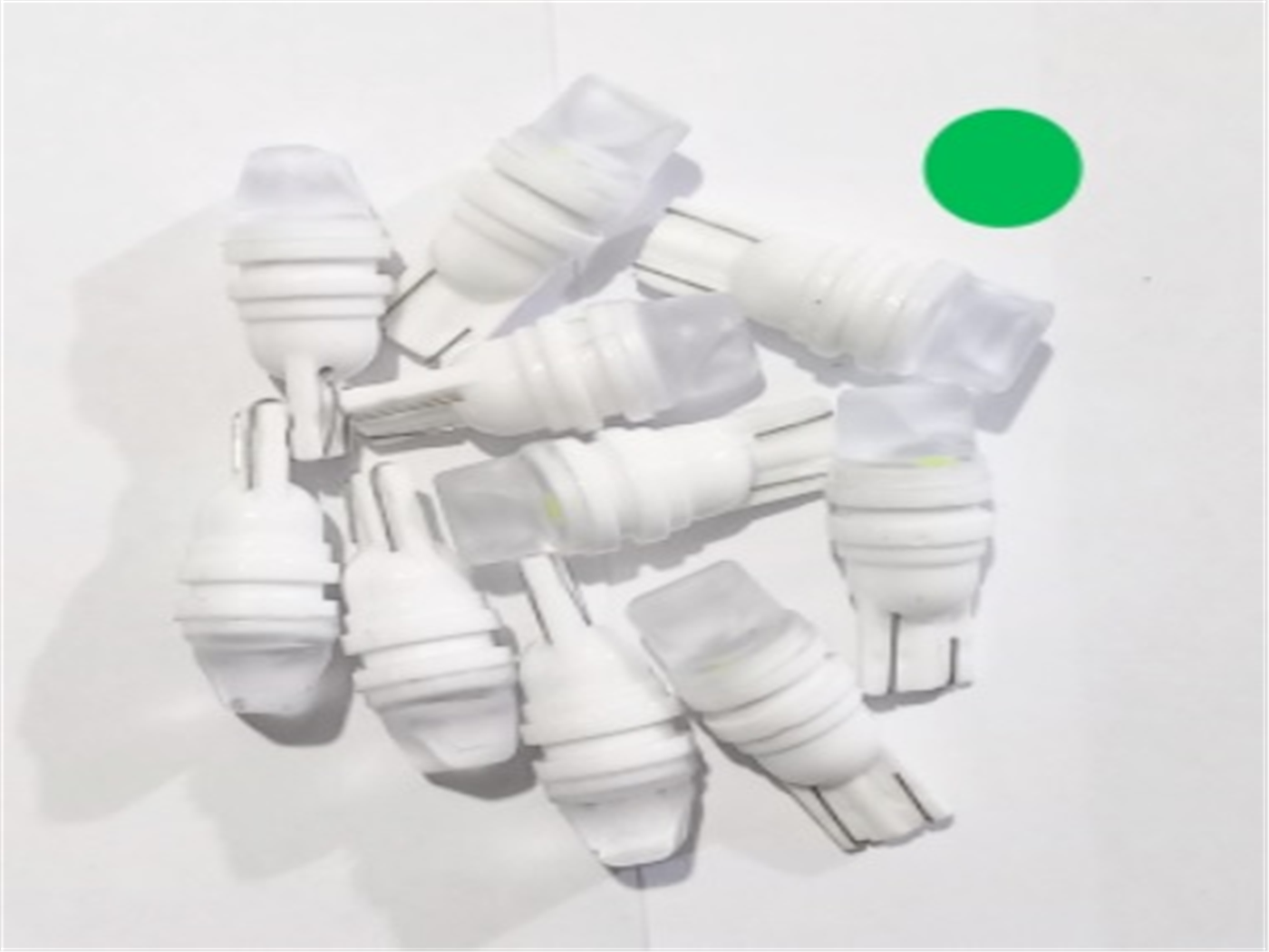 FOCO LED LAGRIMA VERDE ESTROBO LOZA (AC-H382)